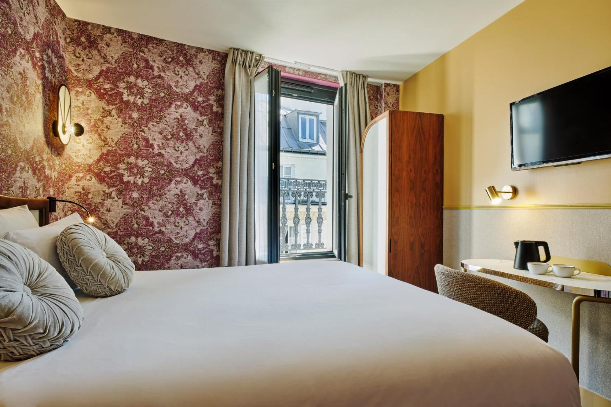 Josephine & By Happyculture 4* Paris