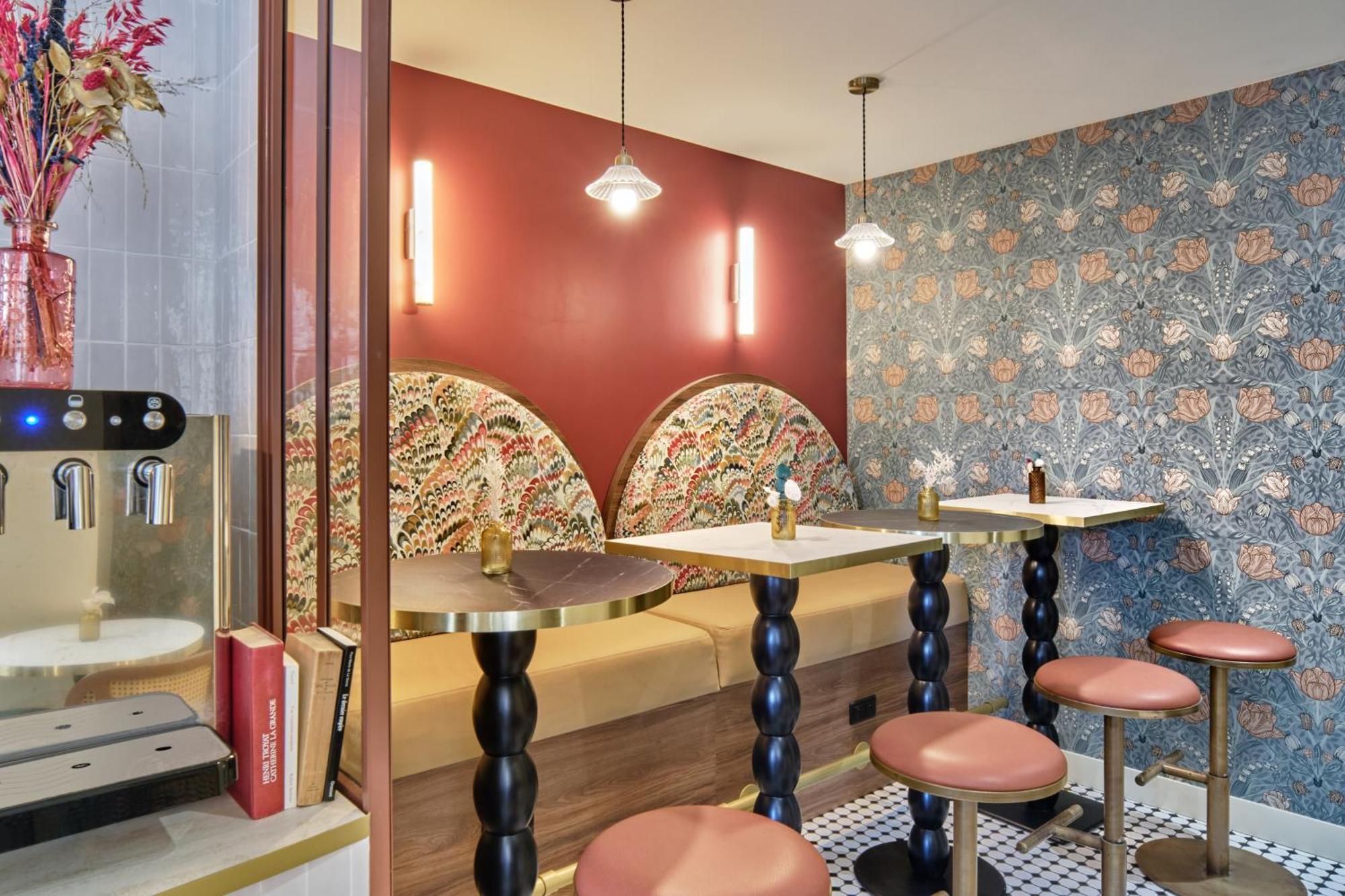 Josephine By Happyculture 4*